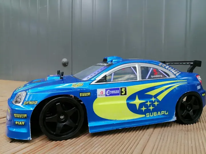 Subaru дрифт для начинающих 1:10 — вид сбоку сзади