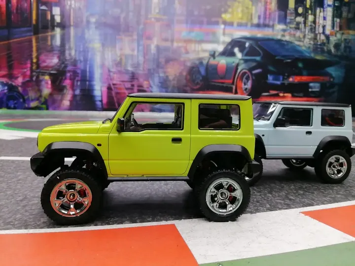 Suzuki Jimny 74 трофи — вид сбоку, две модели