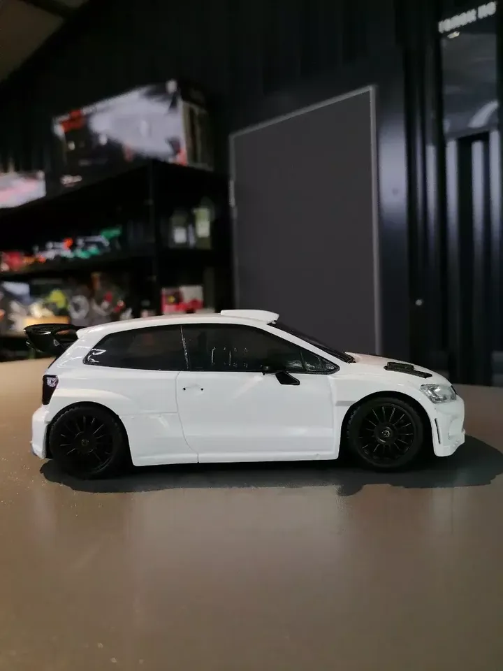 VW Golf дрифт 1:28 — вид сбоку