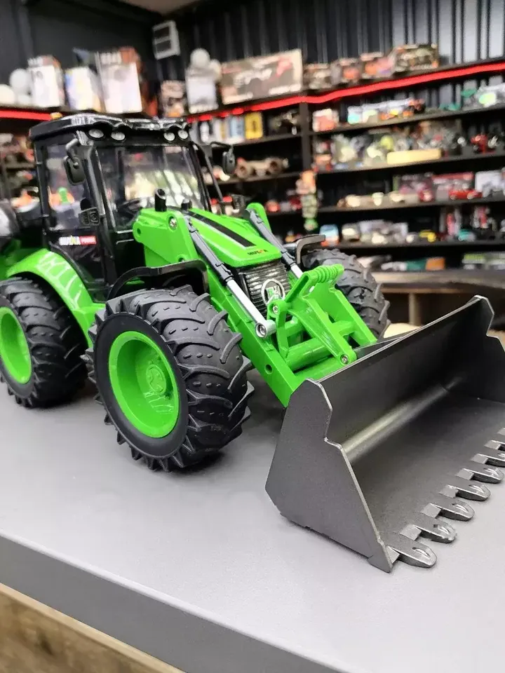 HuiNa HN1579 экскаватор-погрузчик — ковш крупно