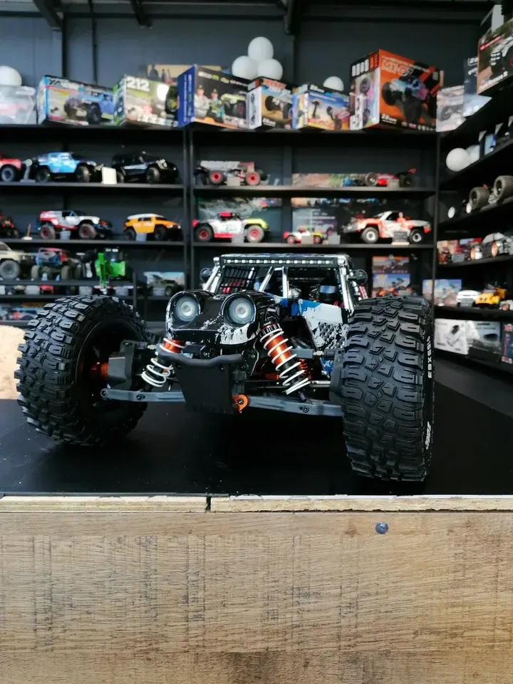 ZD Racing DBX 07 багги 1:7 — вид спереди