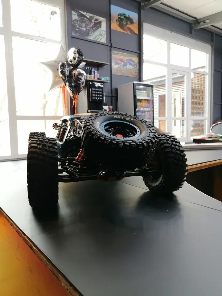 ZD Racing DBX 07 багги 1:7 — вид сзади