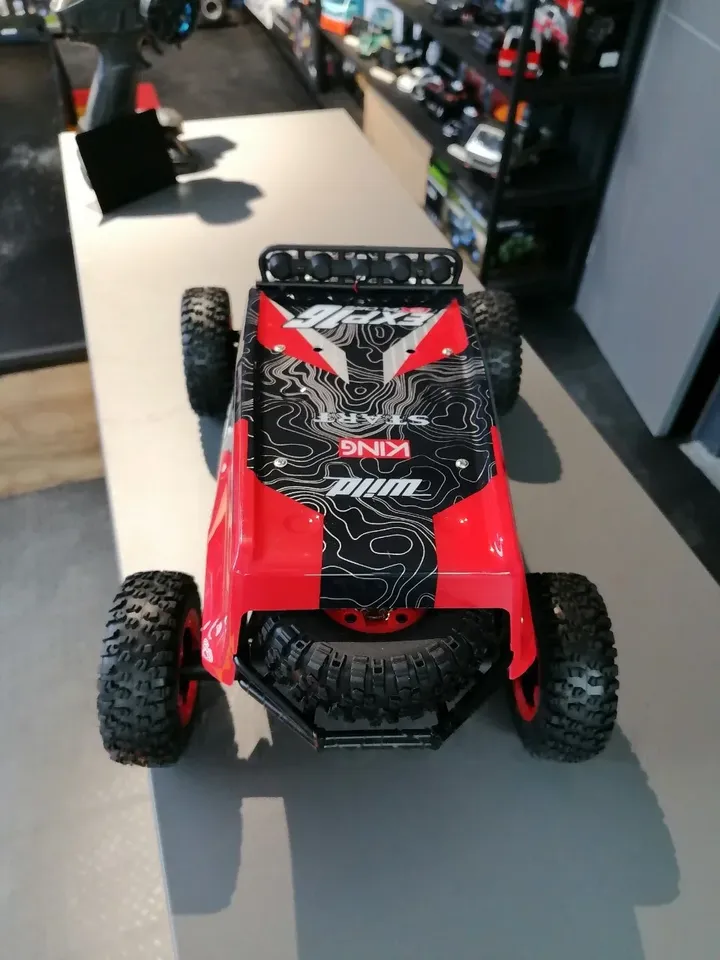 WLToys 124006 краулер 1:12 — красный кузов сверху