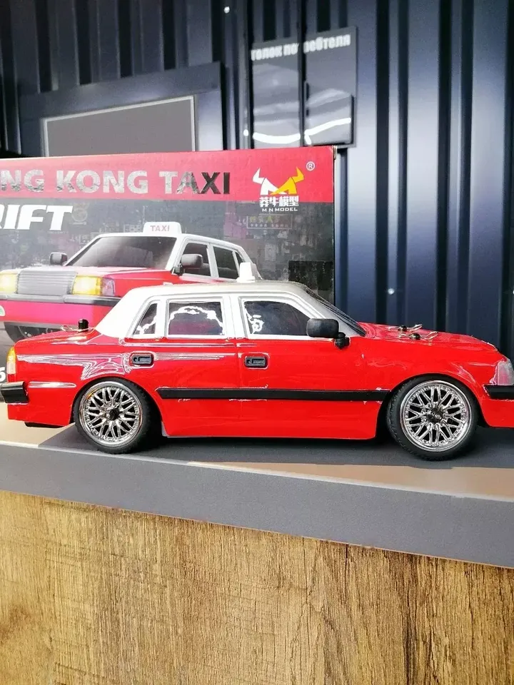 MN 38 Hong Kong Taxi дрифт 1:16 — вид сбоку, коробка позади