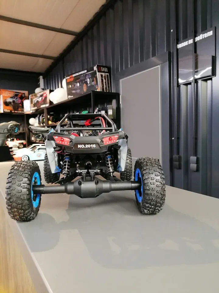WLToys 4WD краулер 1:12 — вид сзади