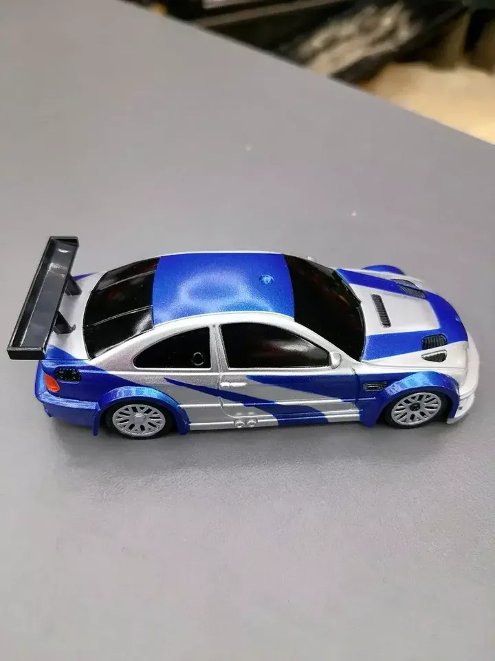 BMW M3 GTR 1:43 — вид сверху сбоку